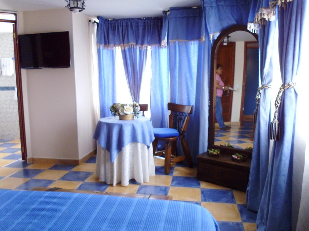 Hotel Casa Colonial Santa Rosa De Cabal Eksteriør bilde