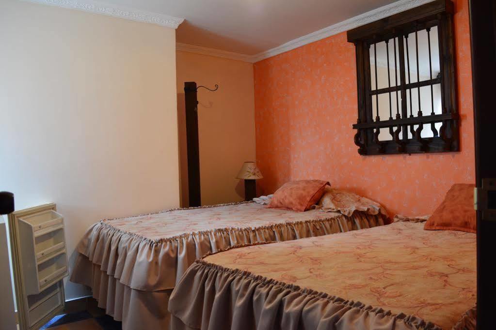 Hotel Casa Colonial Santa Rosa De Cabal Eksteriør bilde